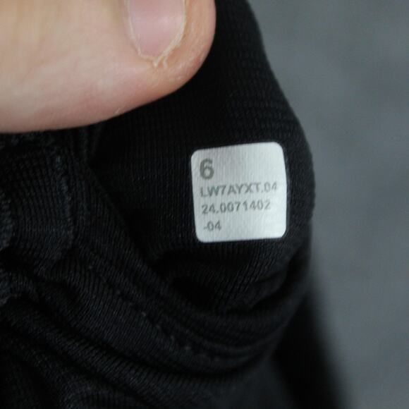 Lululemon Shorts Women 6 Hotty Hot High Rise Long 4 Black Lined Running Athletic - Picture 10 of 15